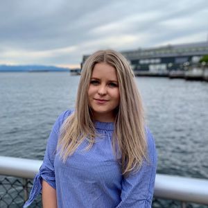 Meet your Posher, Yelena